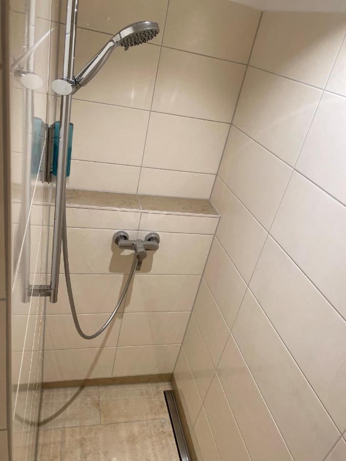 Gaestehaus Linde Salching ภายนอก รูปภาพ